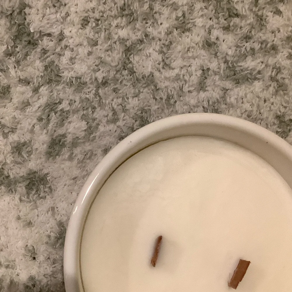 Ceramic Scented Honey Bun Soy Candle NWT 14 oz.   - Brown Gold and White Glazing - Picture 10 of 16